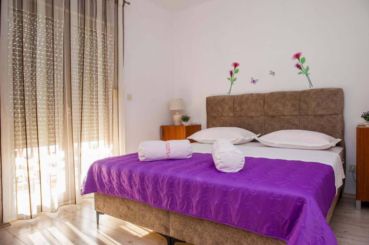 Apartments Nino Подстрана Екстериор снимка