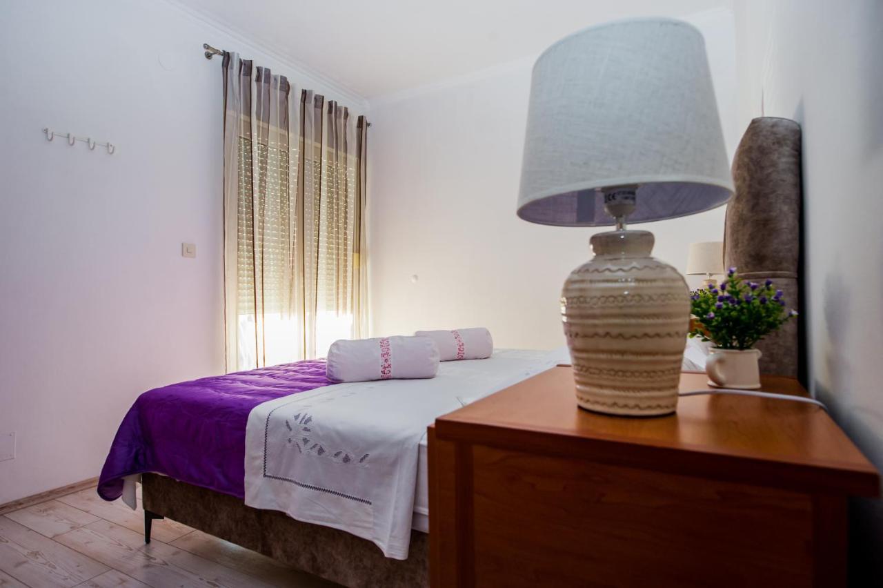 Apartments Nino Подстрана Екстериор снимка